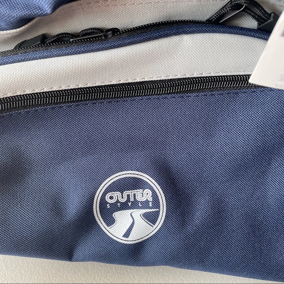 Outer Style Travel Duffel Bag Navy BRAND NEW - Picture 2 of 9